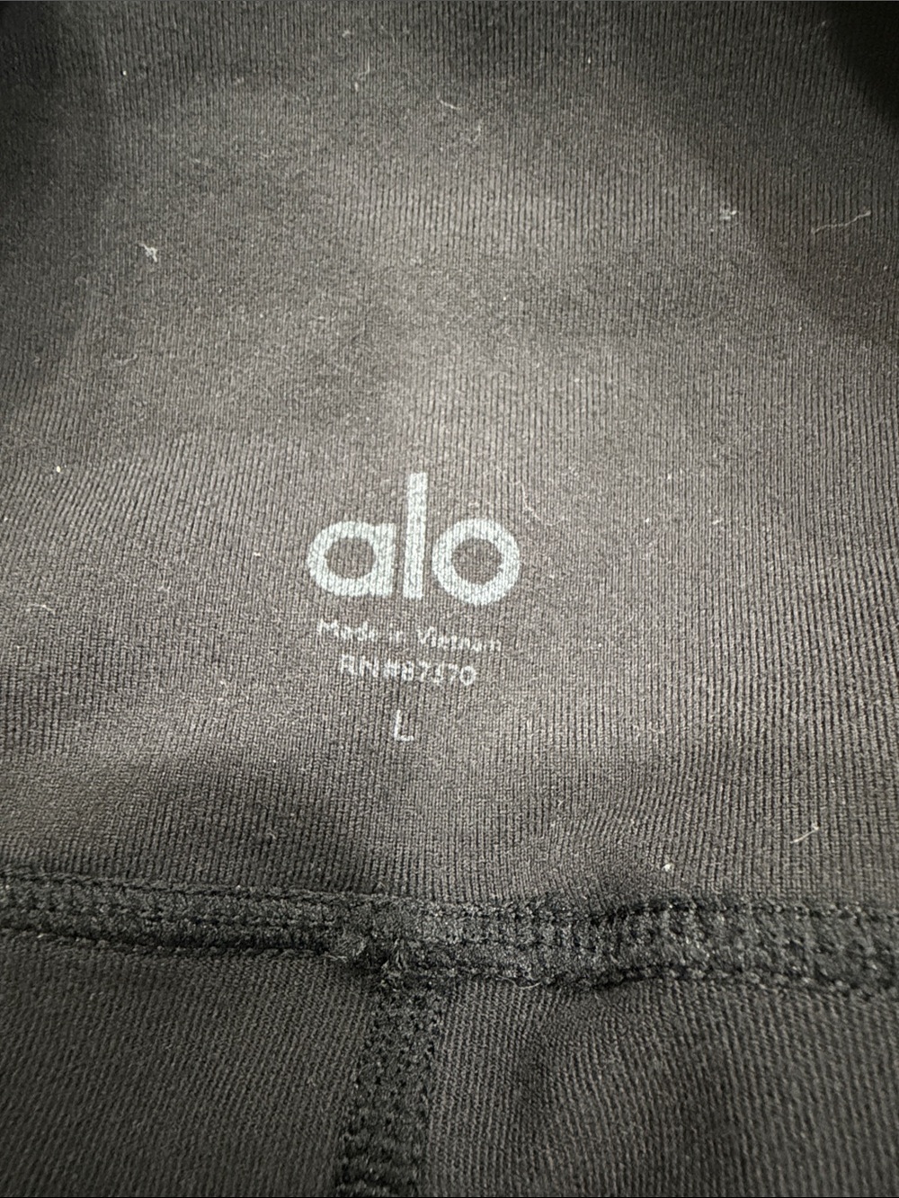 ALO Yoga Black Seam-Detail Active Leggings - Picture 2 of 3